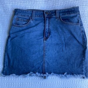 Fitted denim skirt size M